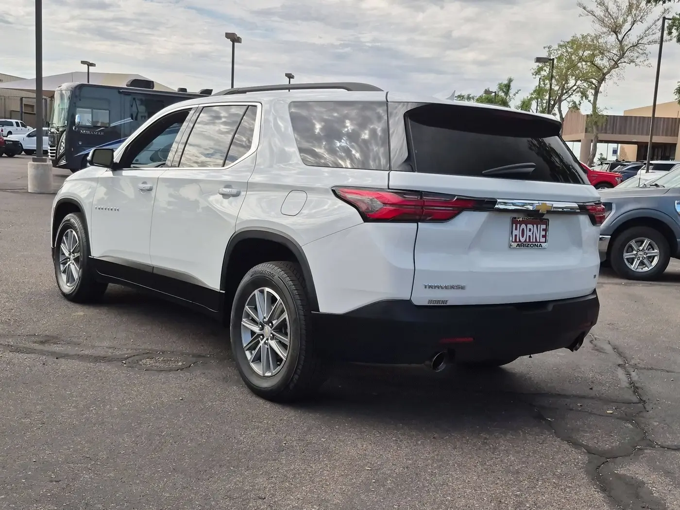 2023 Chevrolet Traverse - $24,594