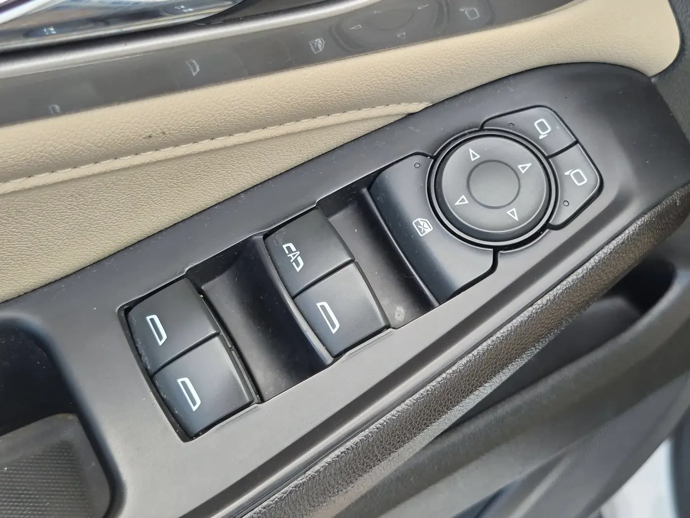 2023 Chevrolet Traverse - $24,594