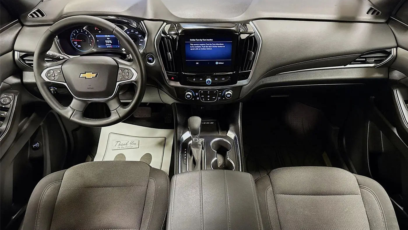 2023 Chevrolet Traverse LT Cloth