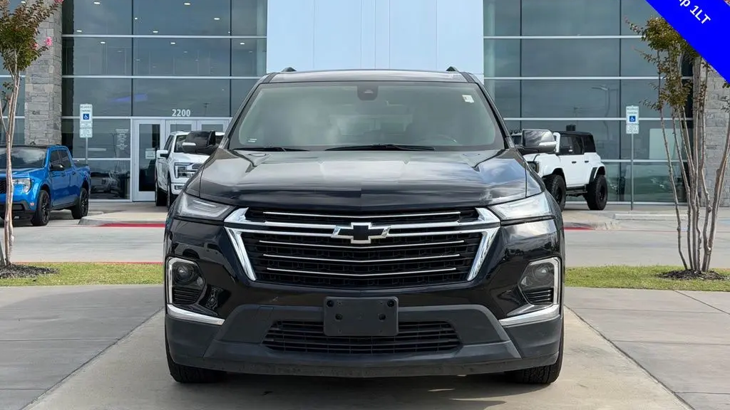 2022 Chevrolet Traverse LT Cloth