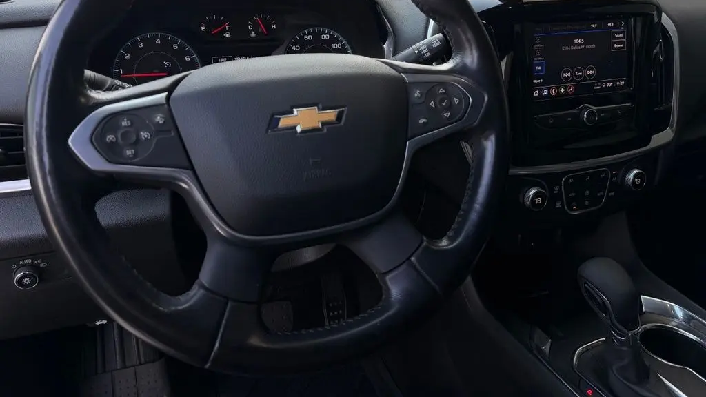 2022 Chevrolet Traverse LT Cloth