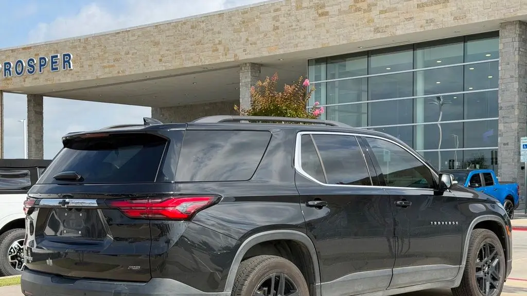 2022 Chevrolet Traverse LT Cloth
