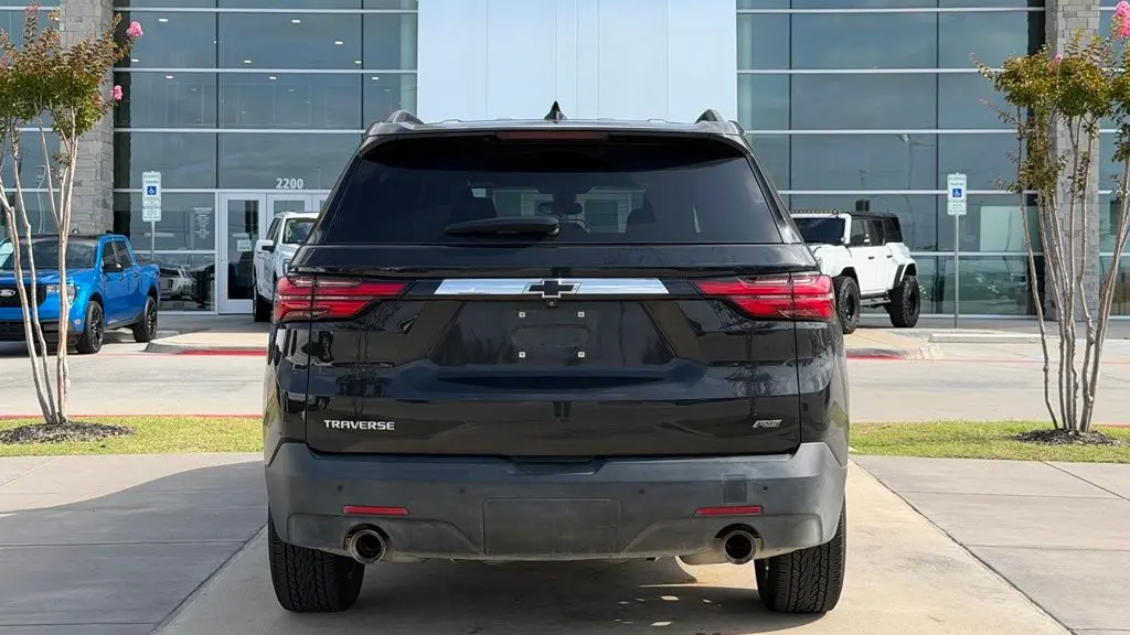 2022 Chevrolet Traverse LT Cloth