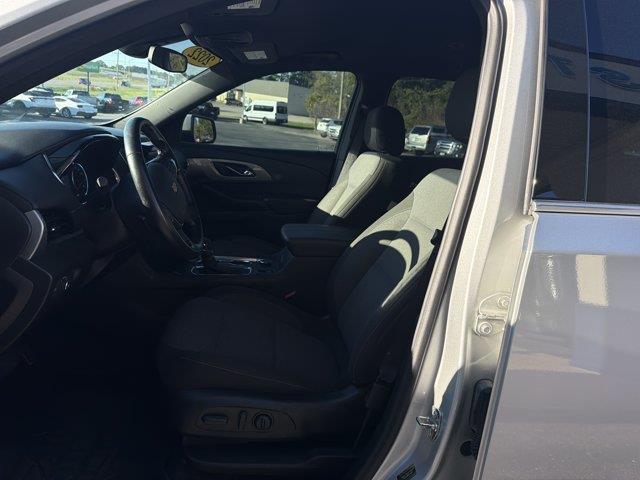 2022 Chevrolet Traverse - $24,988
