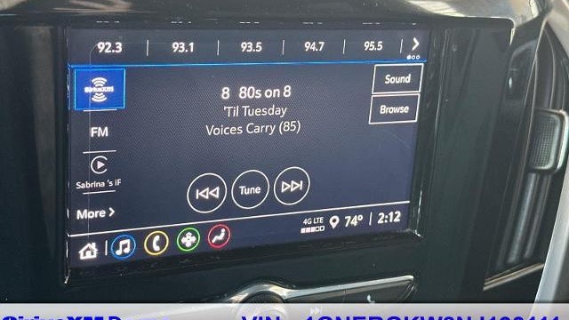 2022 Chevrolet Traverse LT Cloth
