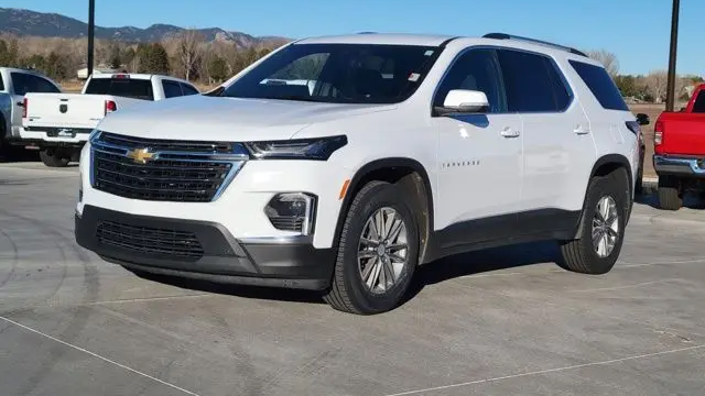Preowned 2023 Chevrolet Traverse LT Cloth for Sale