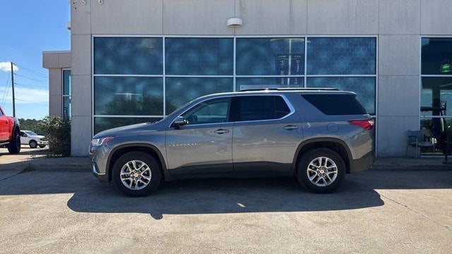 Preowned 2020 Chevrolet Traverse LT Cloth for Sale