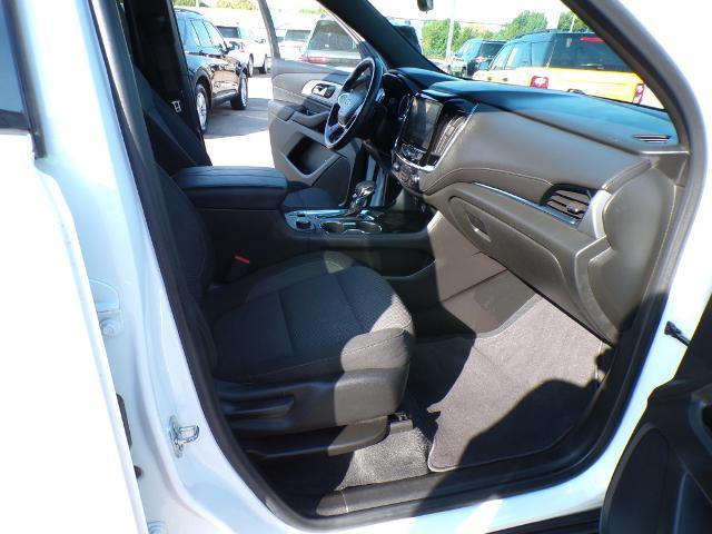 2022 Chevrolet Traverse - $21,998
