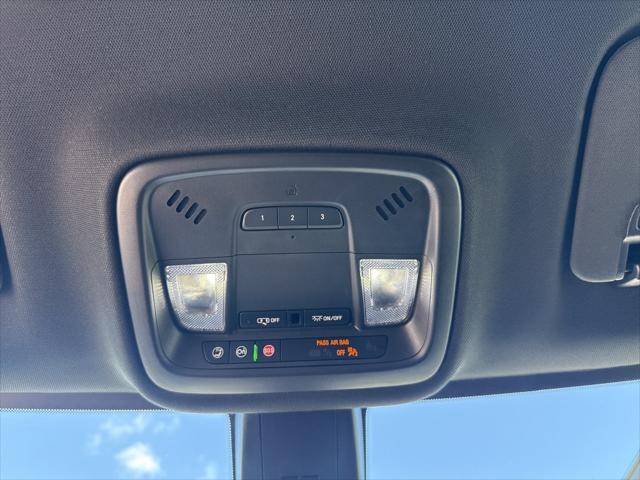 2023 Chevrolet Traverse - $28,500