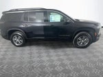2025 Traverse Thumbnail 8