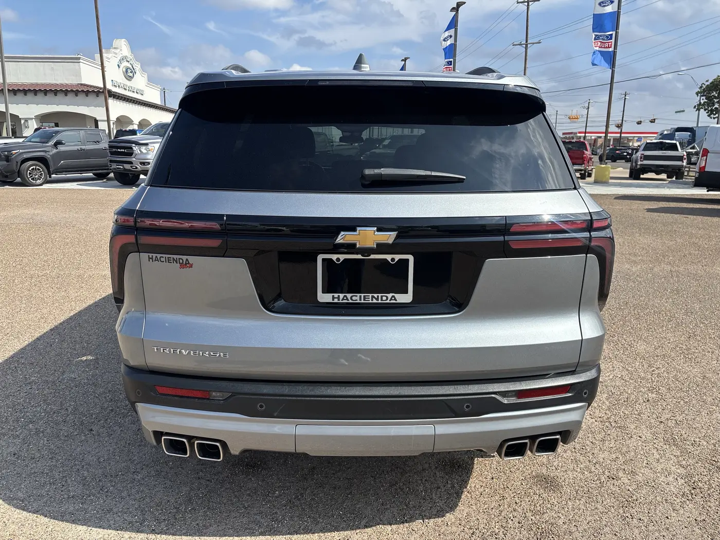 2025 Chevrolet Traverse - $35,707