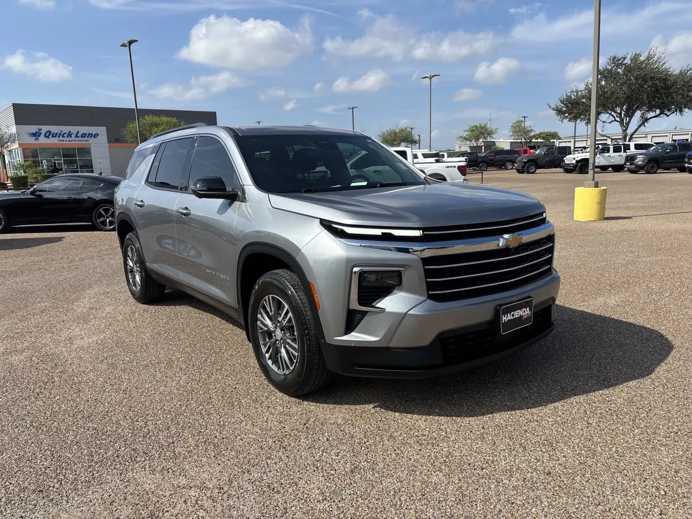 2025 Chevrolet Traverse - $35,707