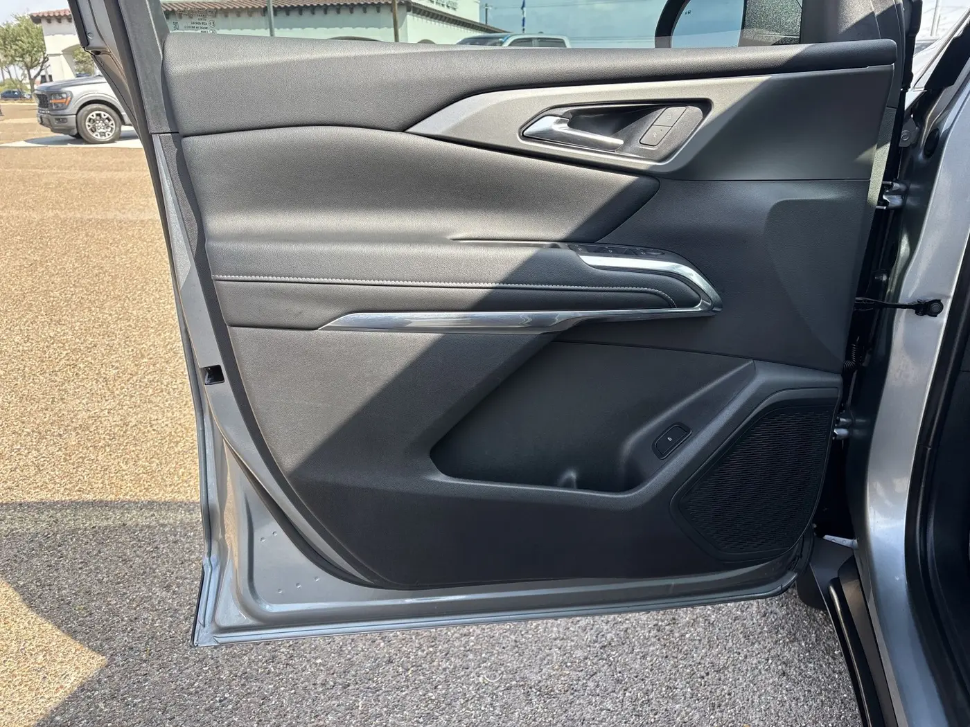 2025 Chevrolet Traverse - $35,707