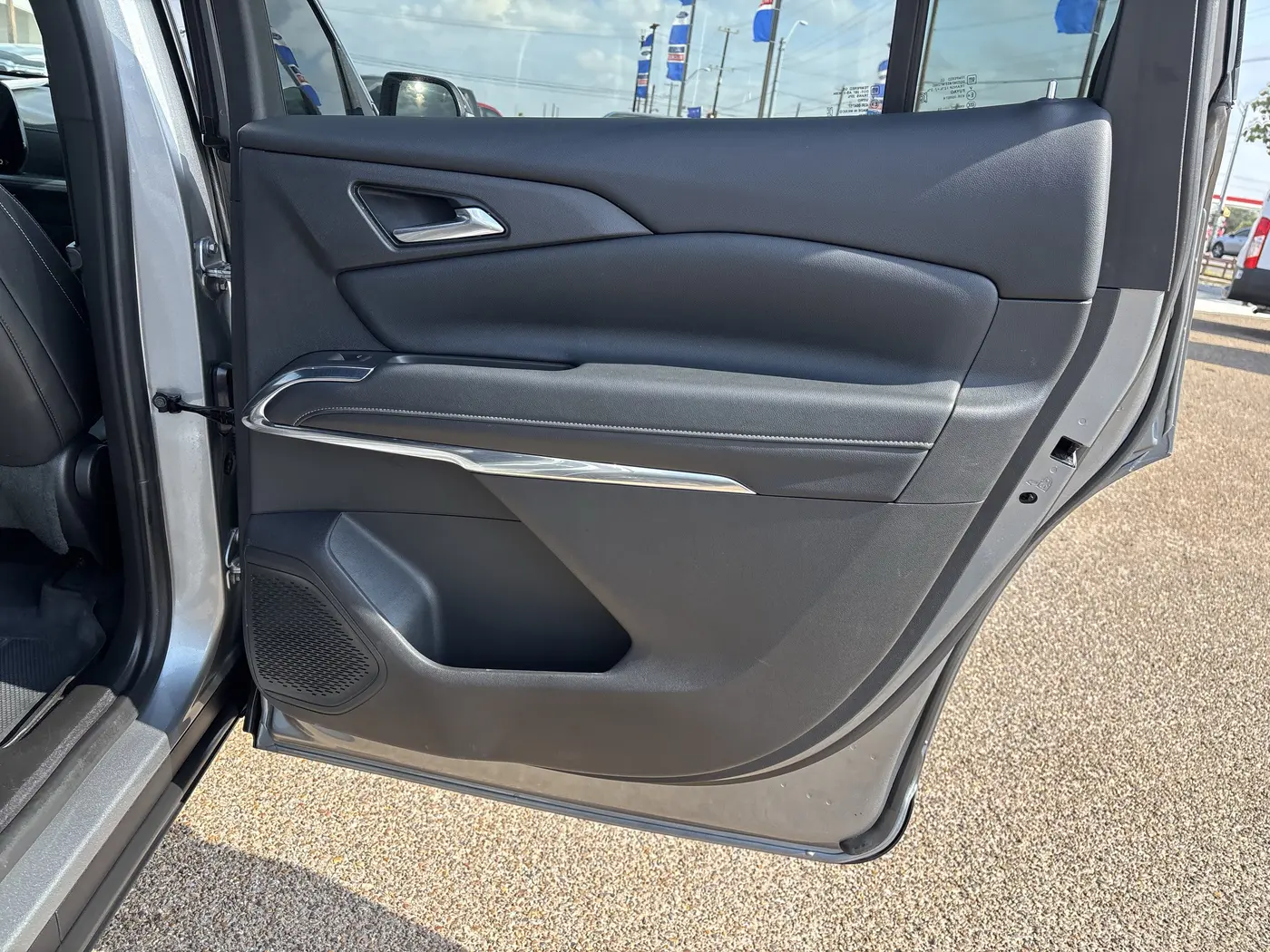 2025 Chevrolet Traverse - $35,707