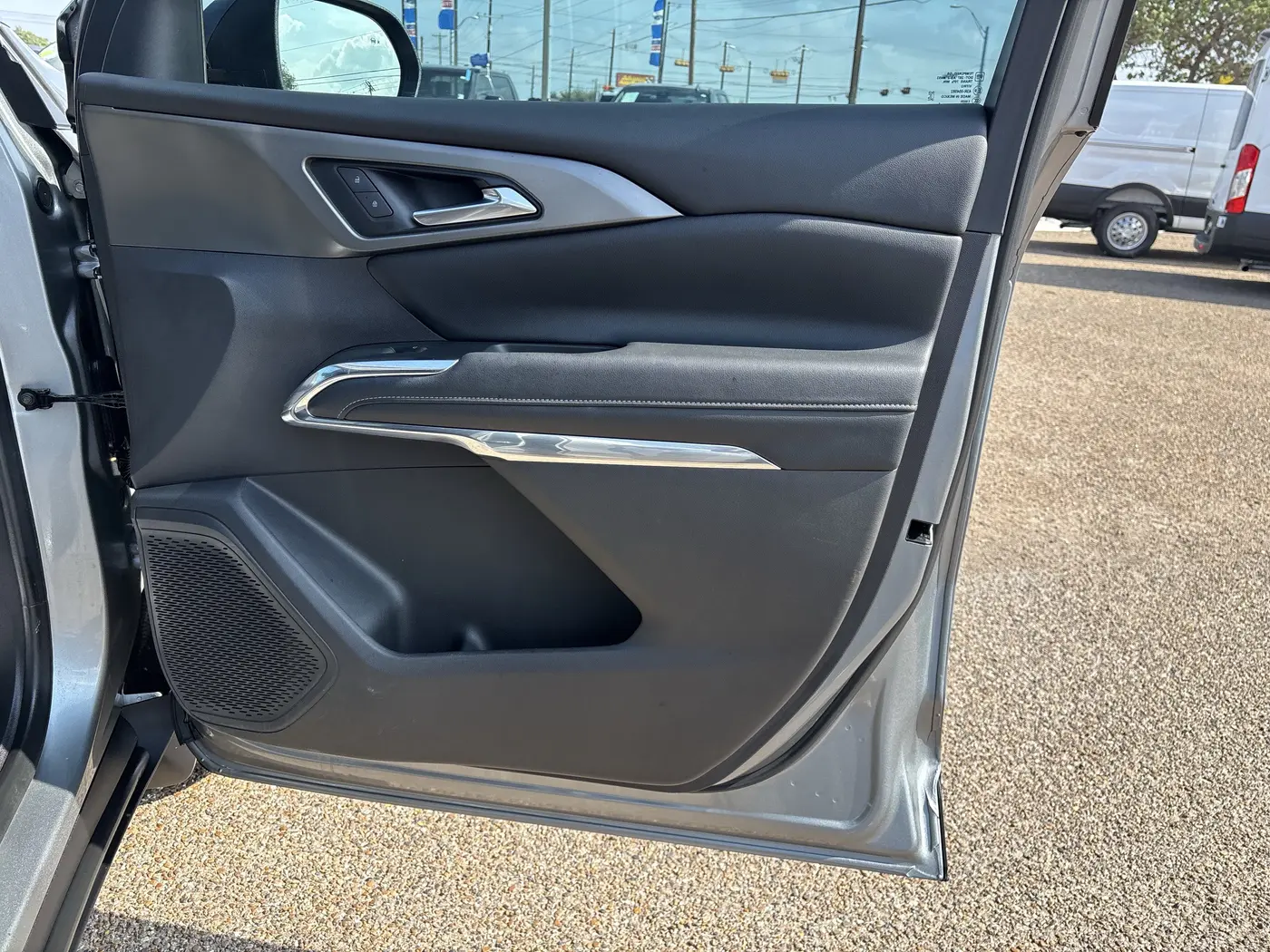 2025 Chevrolet Traverse - $35,707