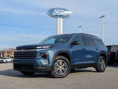2025 Chevrolet Traverse LT 4DR SUV