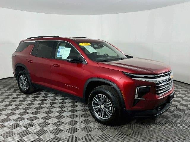 2025 Chevrolet Traverse - $32,800