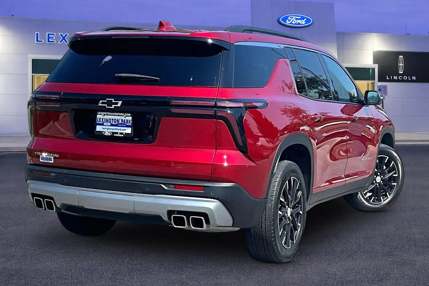 2025 Chevrolet Traverse - $36,900