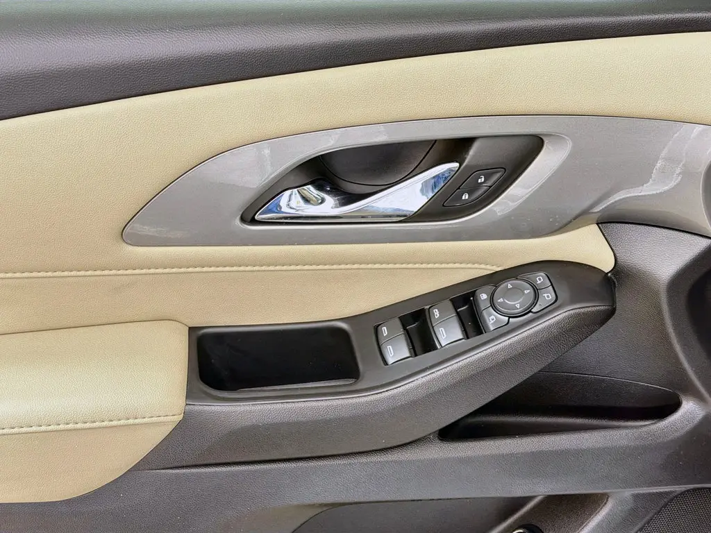 2023 Chevrolet Traverse - $29,199