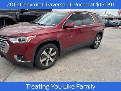 Photo of a 2019 Chevrolet Traverse LT Leather 4DR SUV for sale