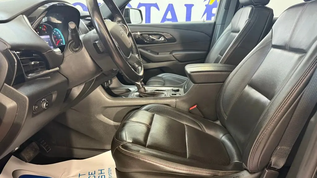 2022 Chevrolet Traverse RS