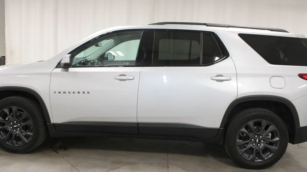 2021 Chevrolet Traverse RS