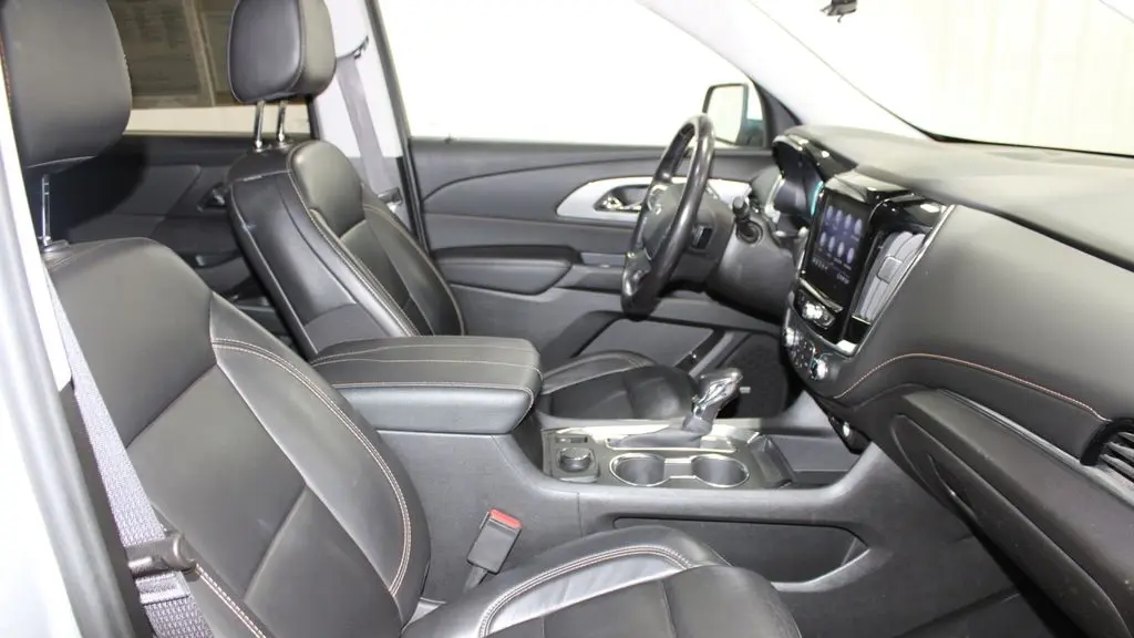 2021 Chevrolet Traverse RS