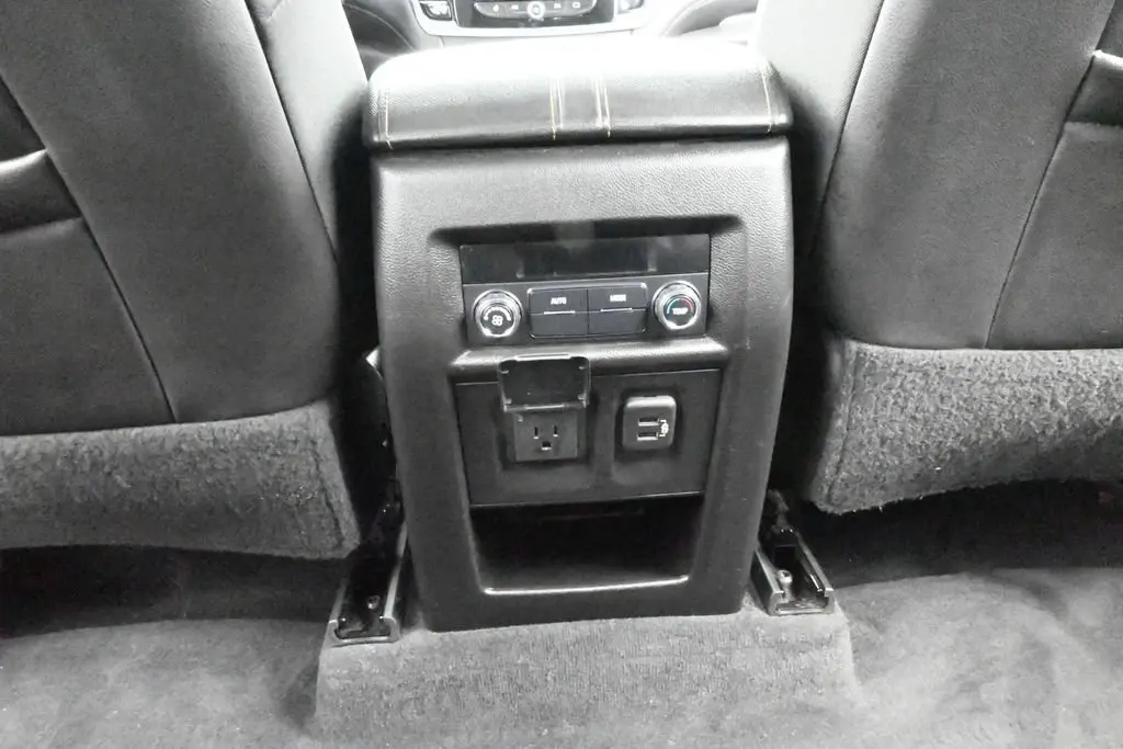 2021 Chevrolet Traverse - $15,981