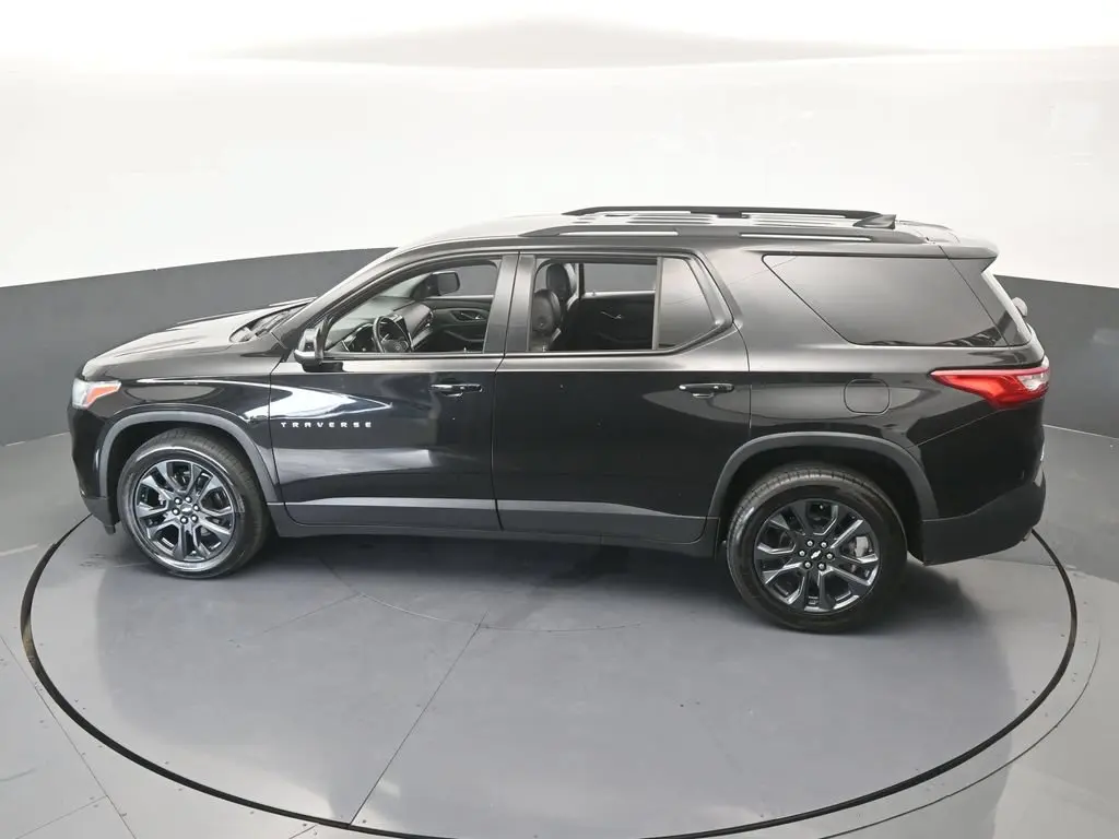 2021 Chevrolet Traverse - $15,981