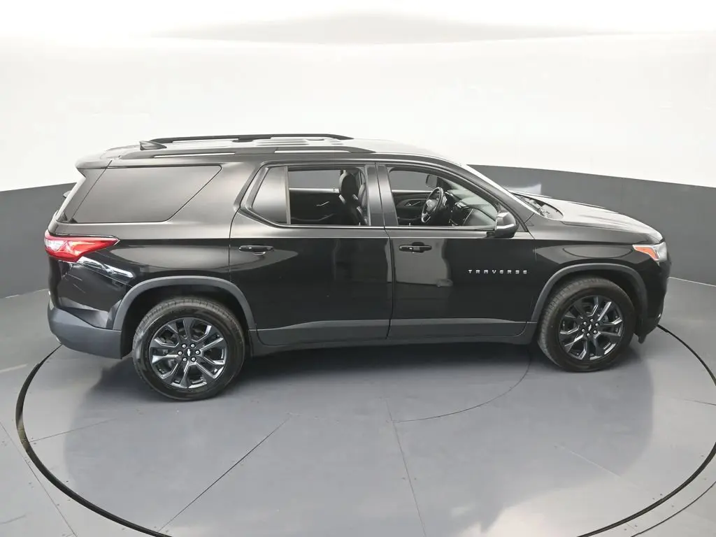 2021 Chevrolet Traverse - $15,981