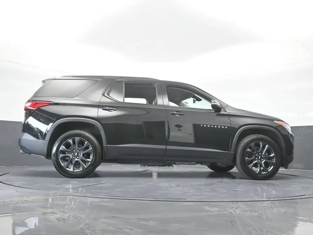 2021 Chevrolet Traverse - $15,981