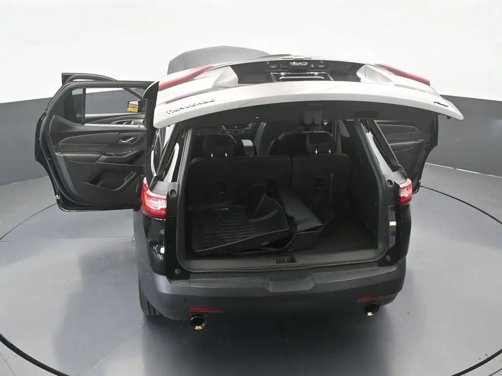 2021 Chevrolet Traverse - $15,981