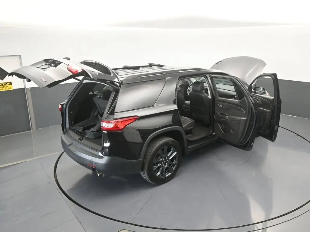 2021 Chevrolet Traverse - $15,981