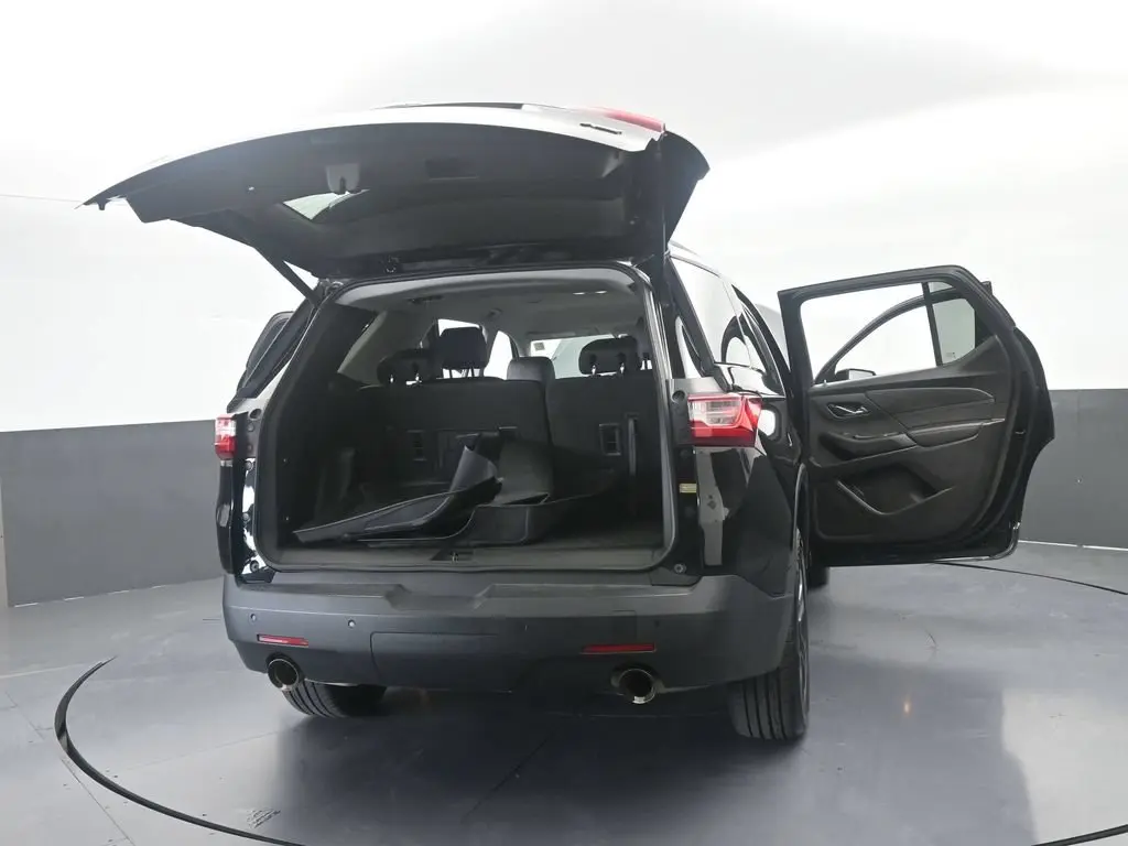 2021 Chevrolet Traverse - $15,981