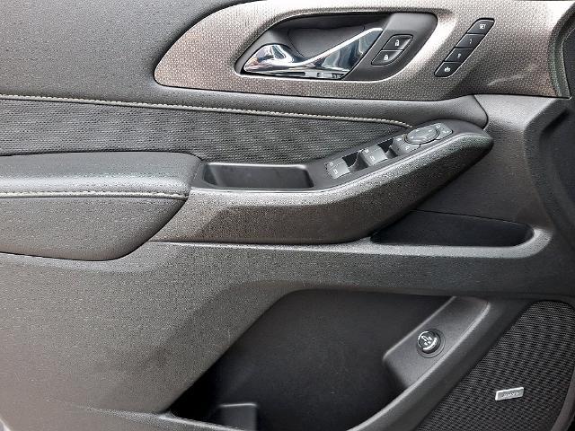 2023 Chevrolet Traverse - $30,998