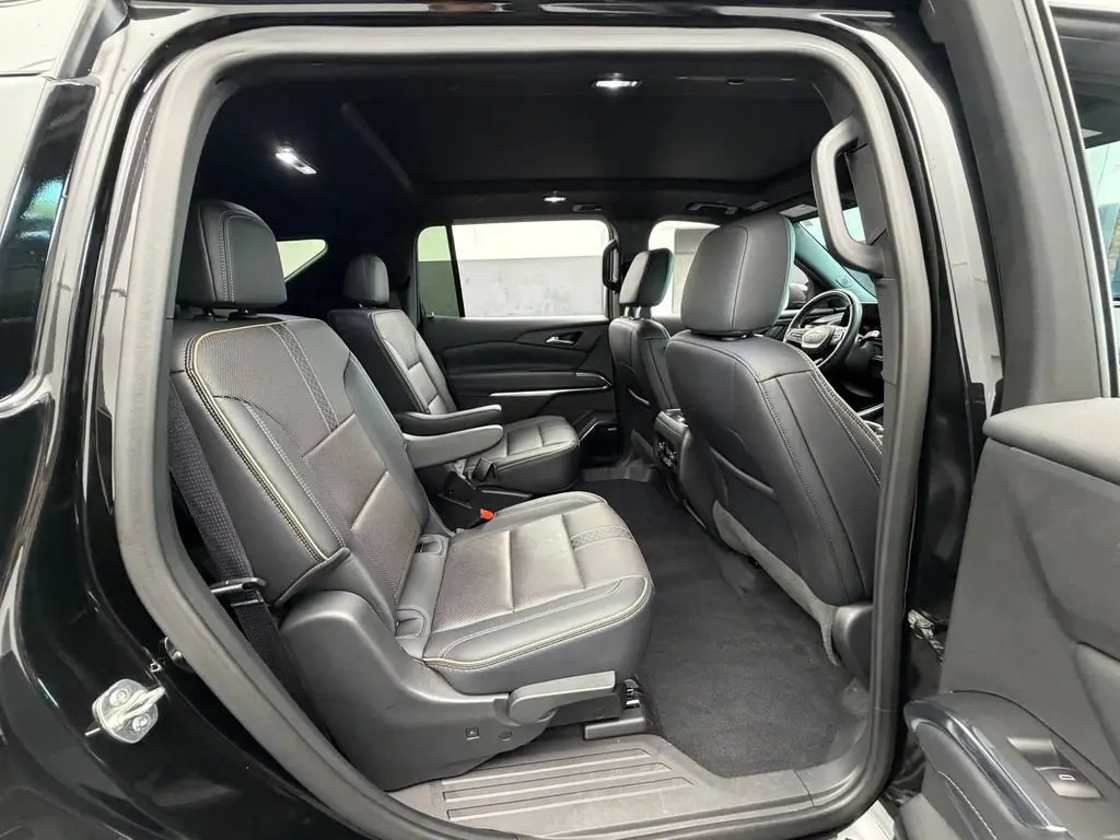 2025 Chevrolet Traverse - $44,982