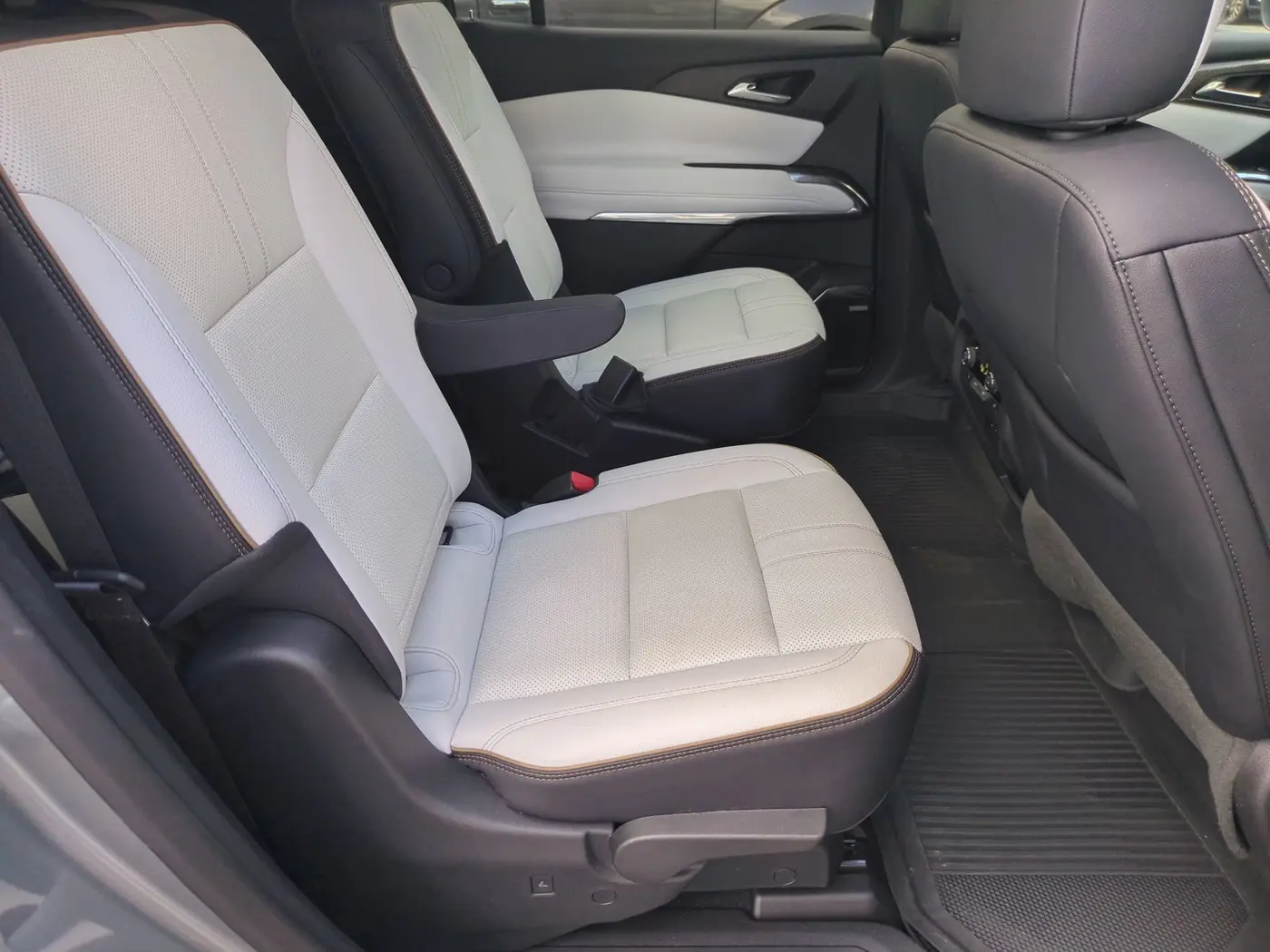 2025 Chevrolet Traverse - $47,995