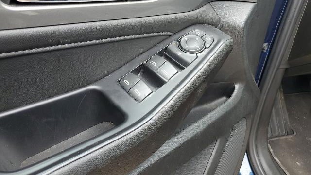 2022 Chevrolet Traverse LT