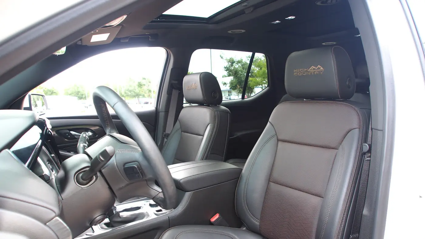 2023 Chevrolet Traverse High Country