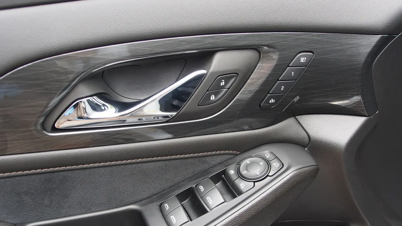 2023 Chevrolet Traverse High Country