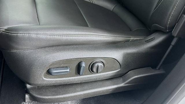 2024 Chevrolet Traverse LT Leather