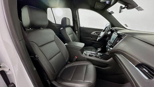 2024 Chevrolet Traverse LT Leather