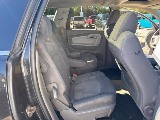 2009 Chevrolet Traverse - $4,589