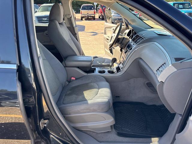 2009 Chevrolet Traverse - $4,589