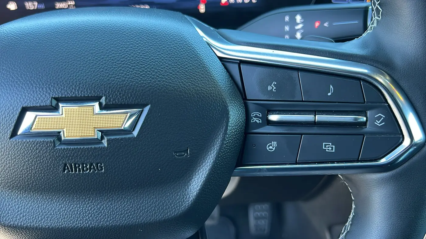 2024 Chevrolet Traverse LT