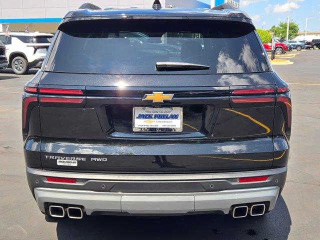2026 Chevrolet Traverse - $42,499