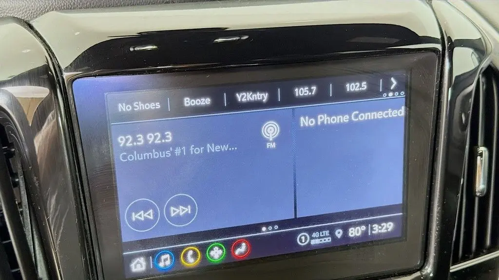 2023 Chevrolet Traverse LT Cloth