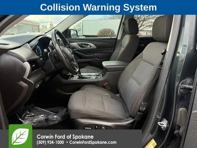 Photo of a 2018 Chevrolet Traverse 4X4 LT Cloth 4DR SUV W/1LT for sale