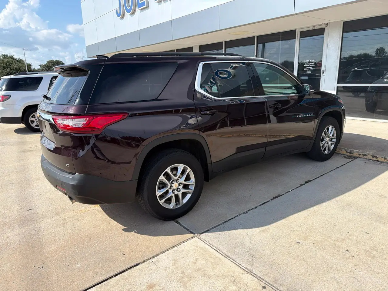 2021 Chevrolet Traverse - $23,227