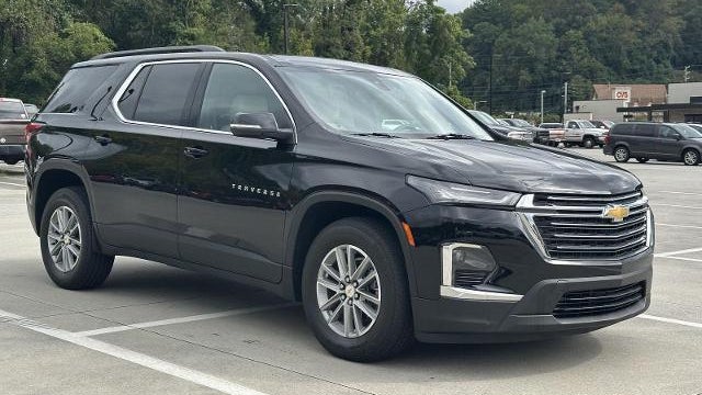Preowned 2023 Chevrolet Traverse LT Cloth for Sale